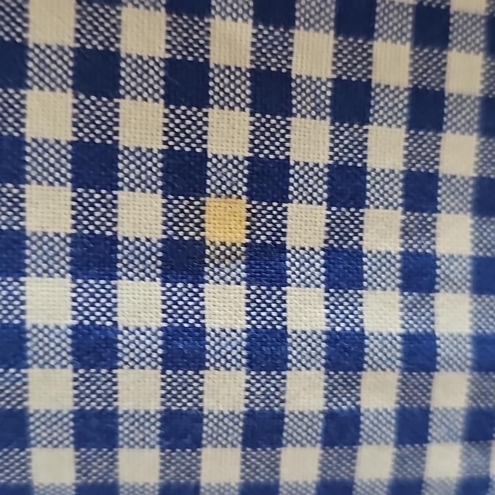 Ralph Laueren Casual Button-Down Shirt. - Picture 7 of 8